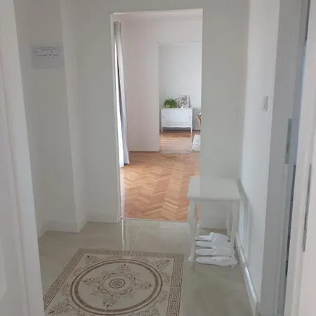 Apartament Apartman Hana